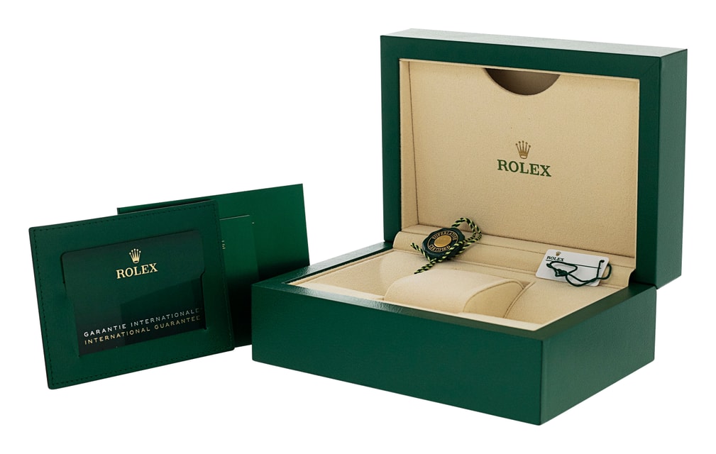 Rolex Submariner 126613 LB Image 4
